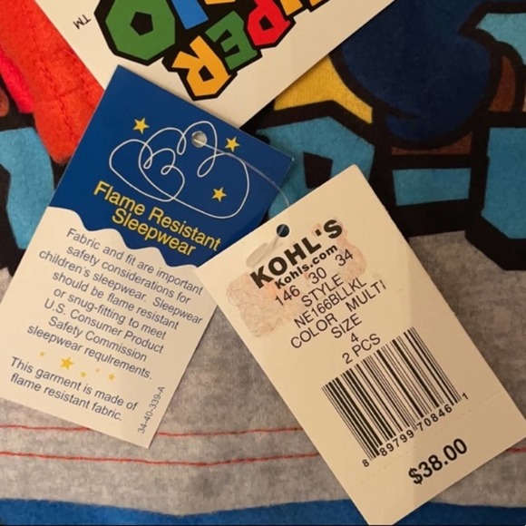 Super Mario Fleece Pajamas 2-piece - Picture 8 of 9